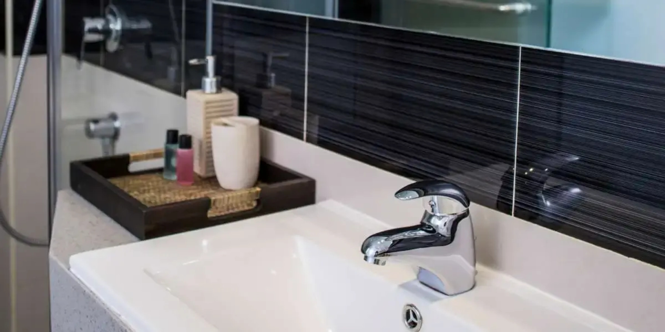 The White Harp Beach Hotel