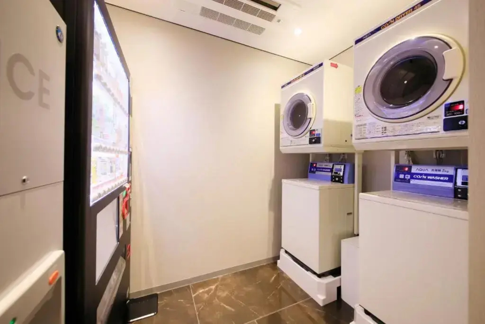 Отель Quintessa Hotel Tokyo Ginza