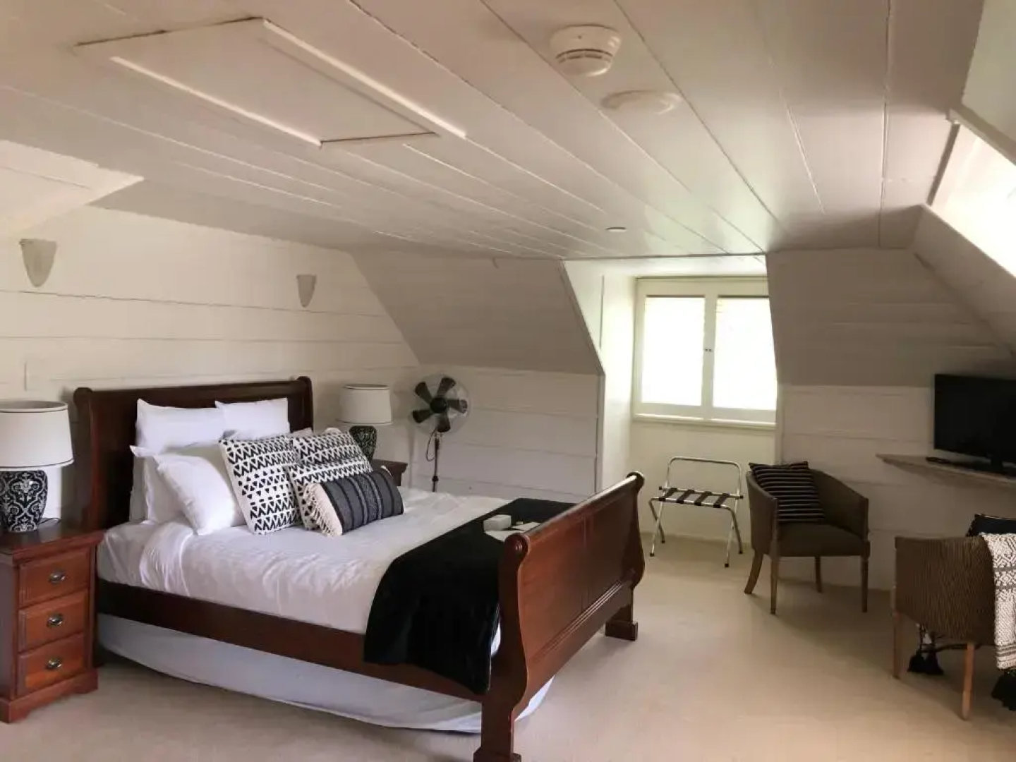 Fitzroy Inn Historic Retreat