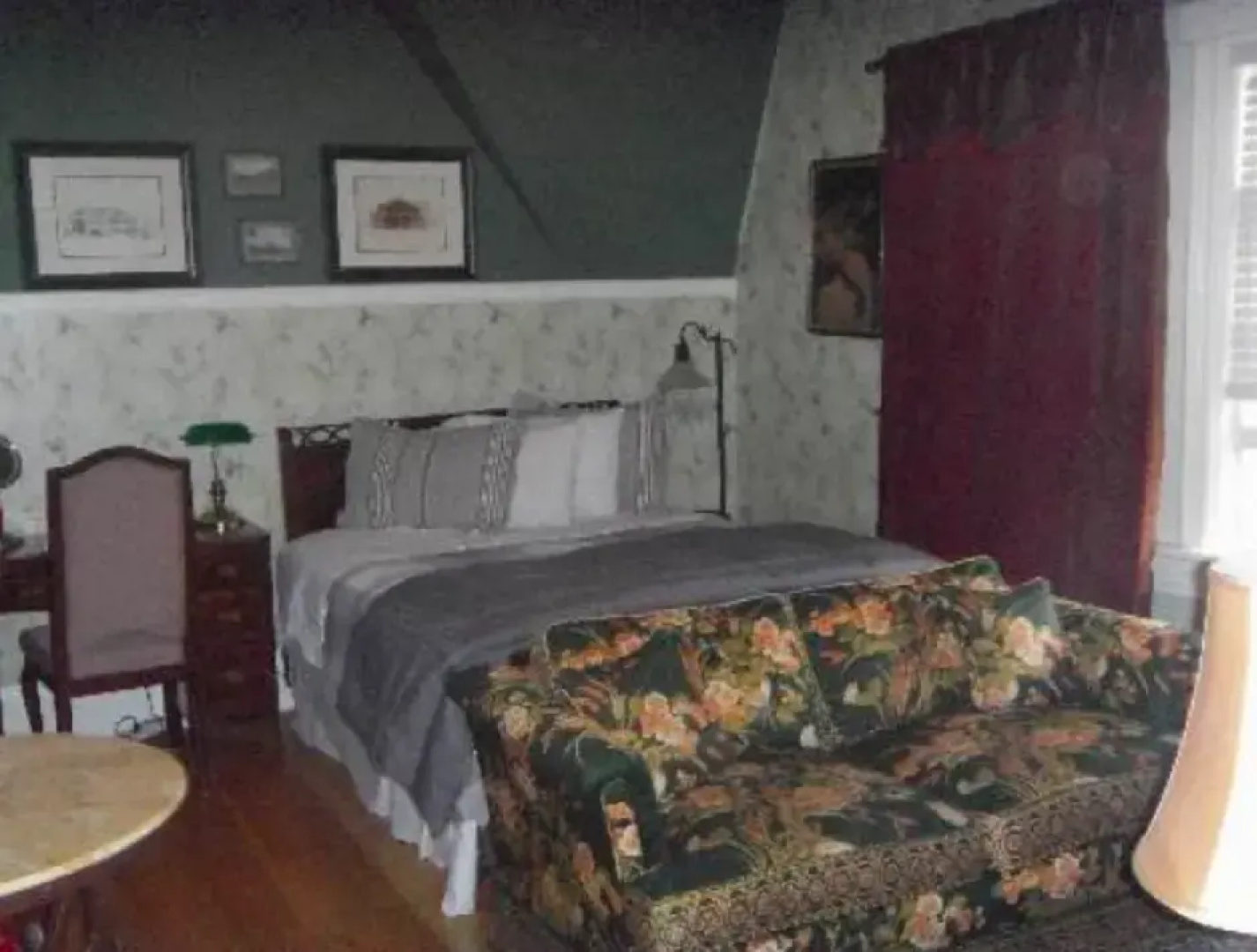 Cranbrook Premiere Residence B&B