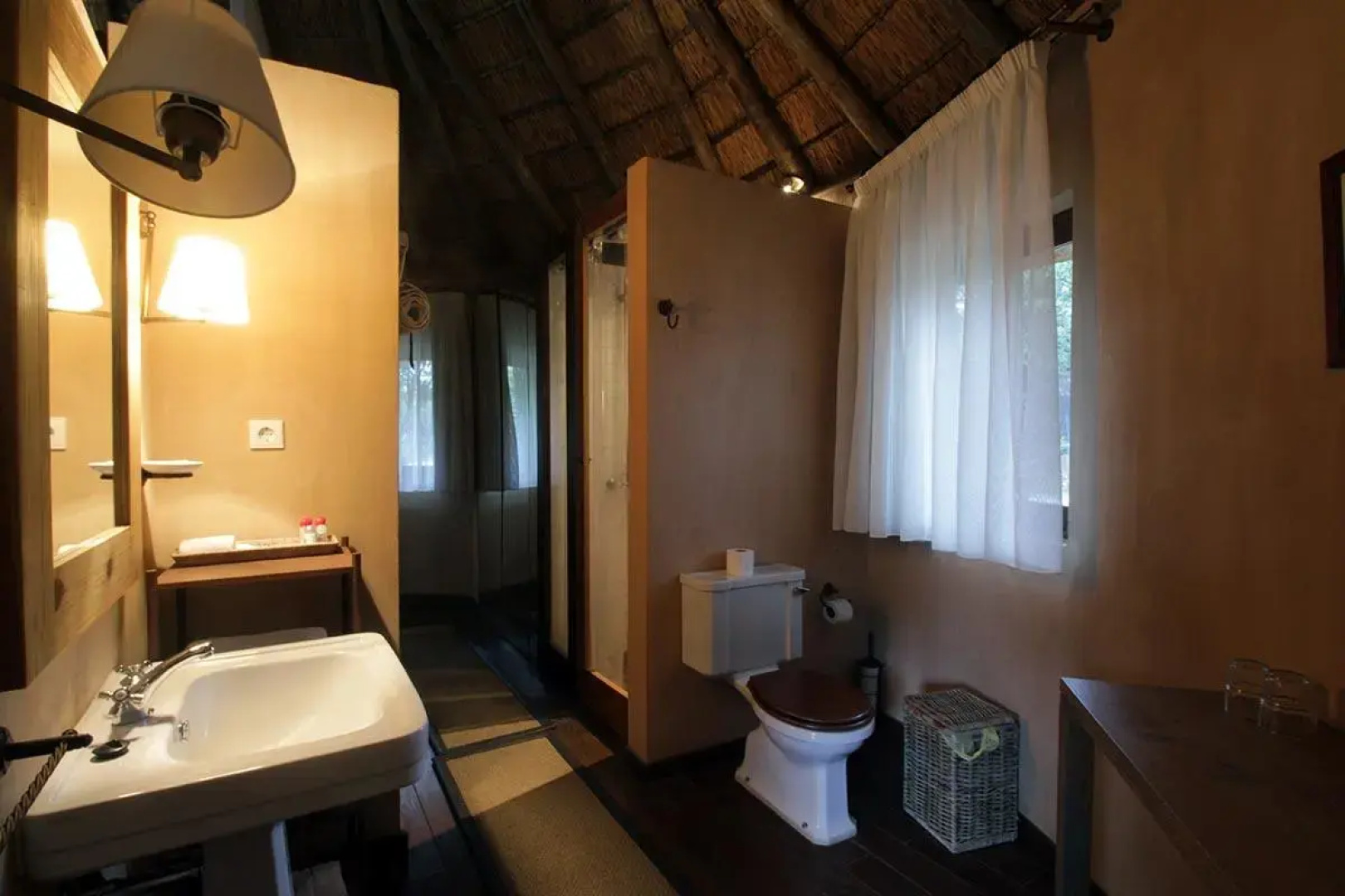 Pululukwa Lodge