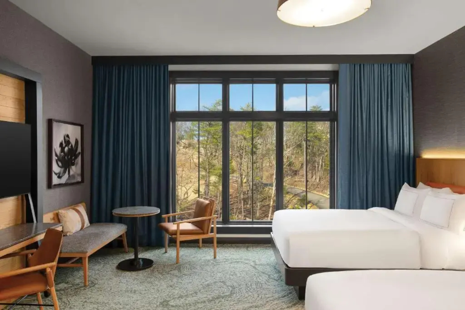 Cloudland At McLemore Resort Lookout Mountain, Curio by Hilton
