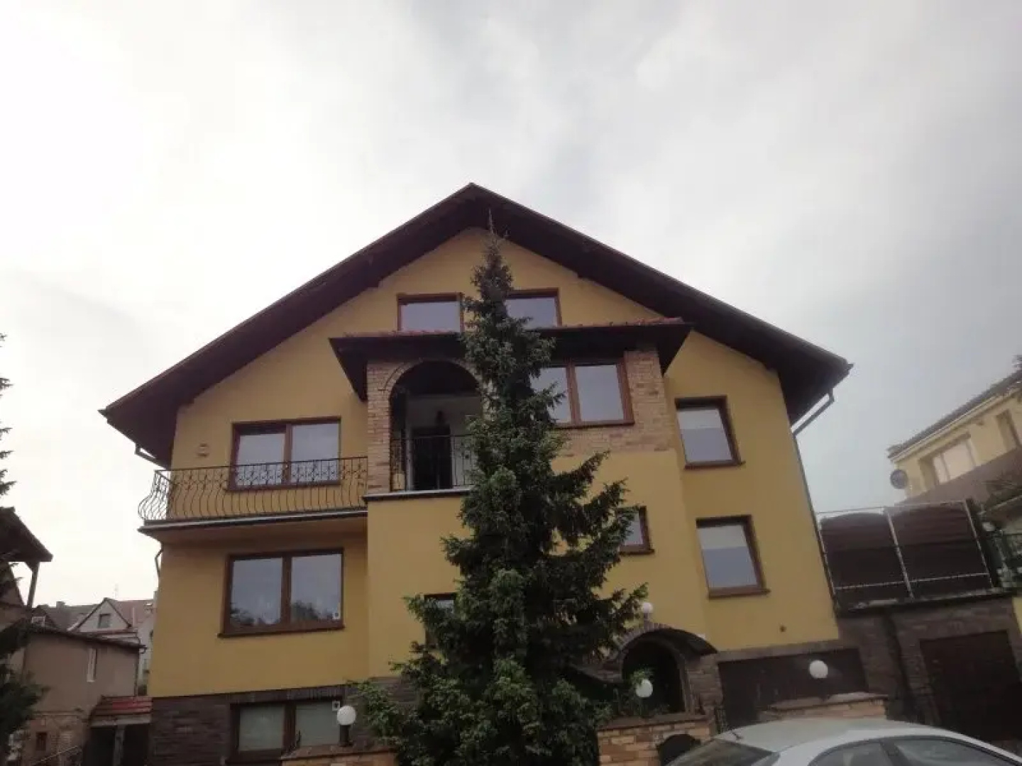 24W Eko Strachocin