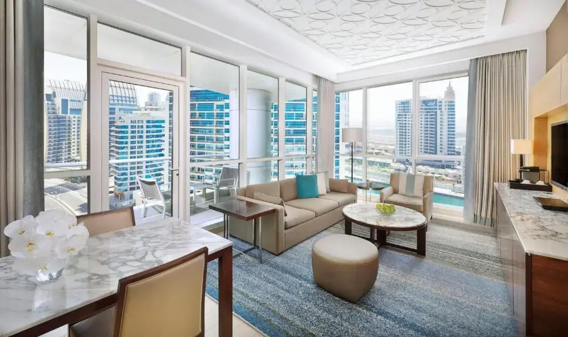 DoubleTree by Hilton Dubai - Jumeirah Beach
