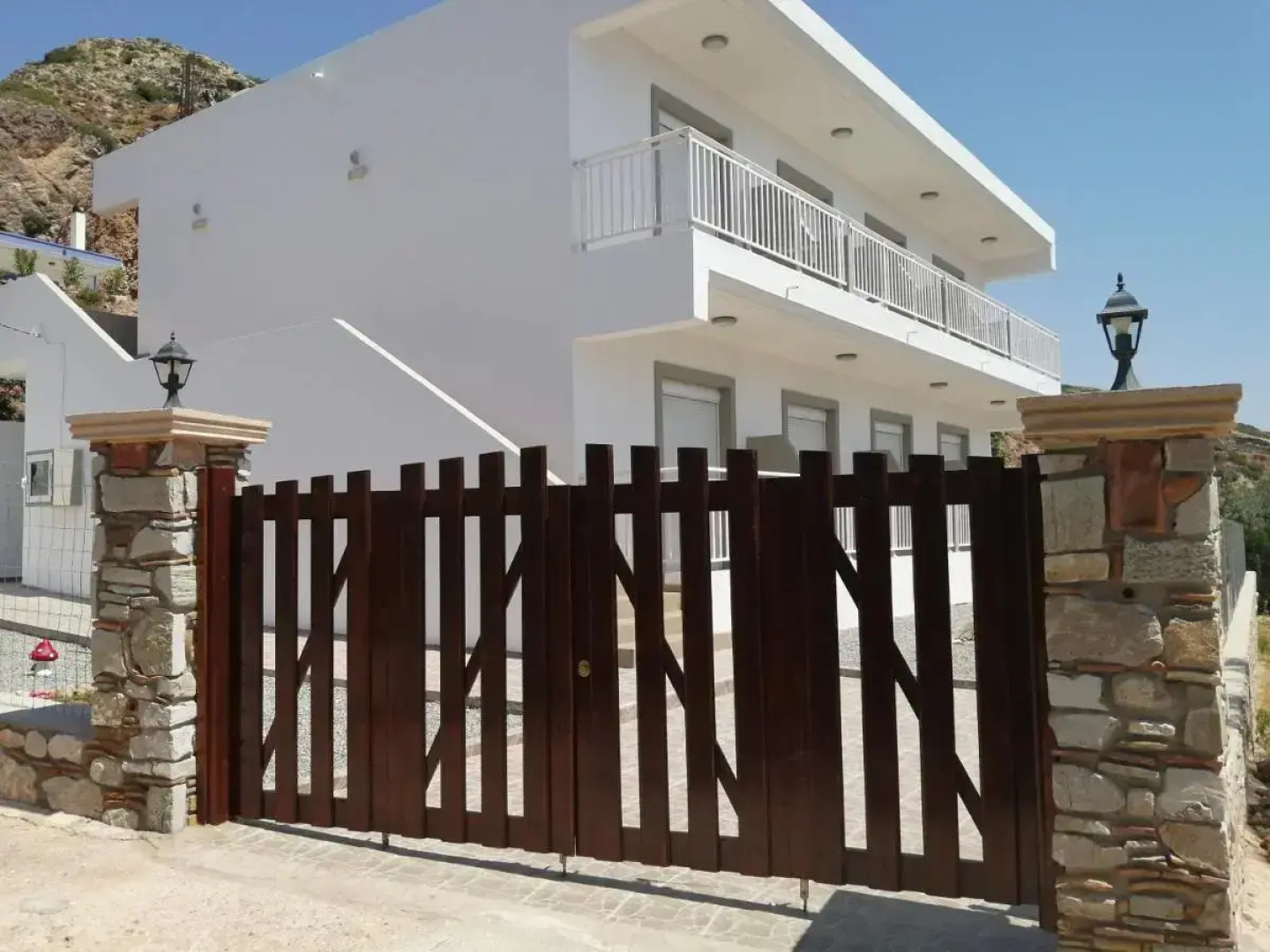Stelios Studios