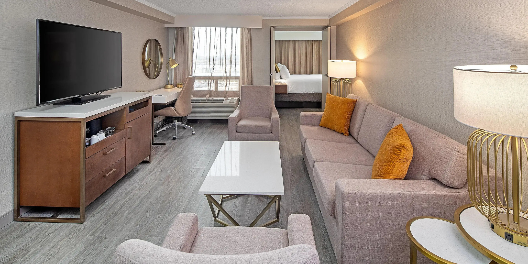 Crowne Plaza Toronto Airport by IHG