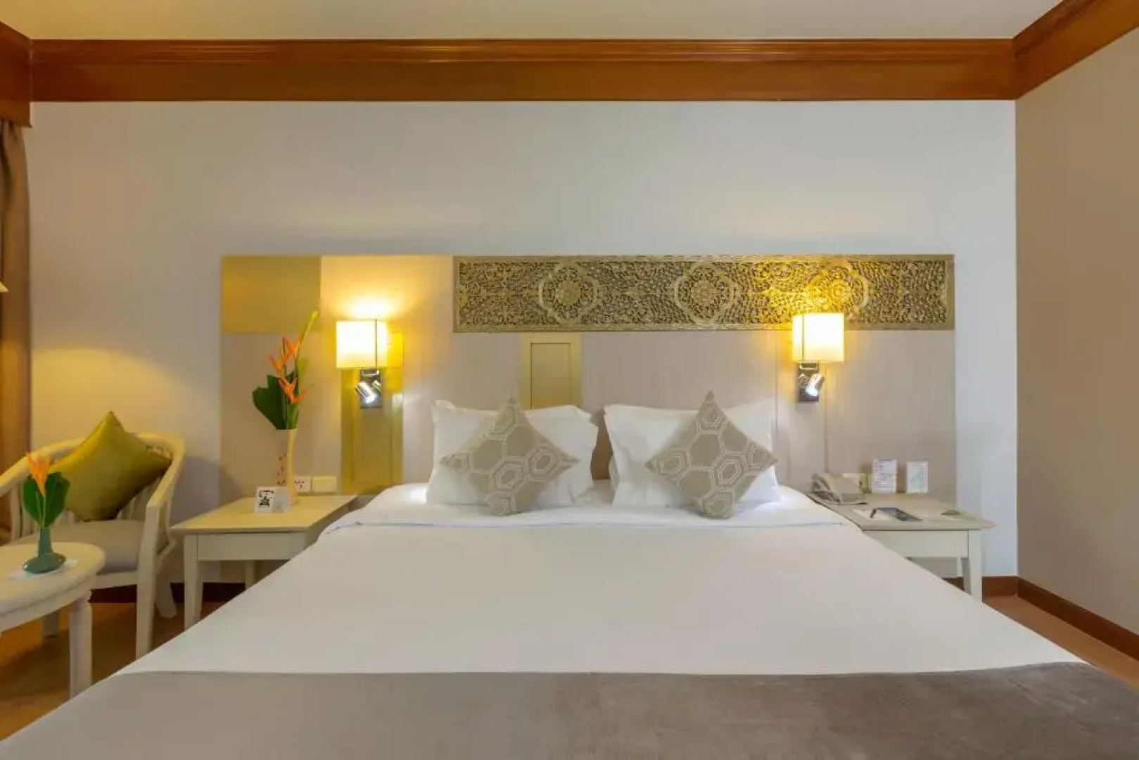 Отель Best Western Premier Bangtao Beach Resort and Spa