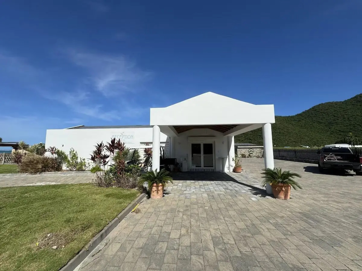 Le Domaine Beach Resort  Spa