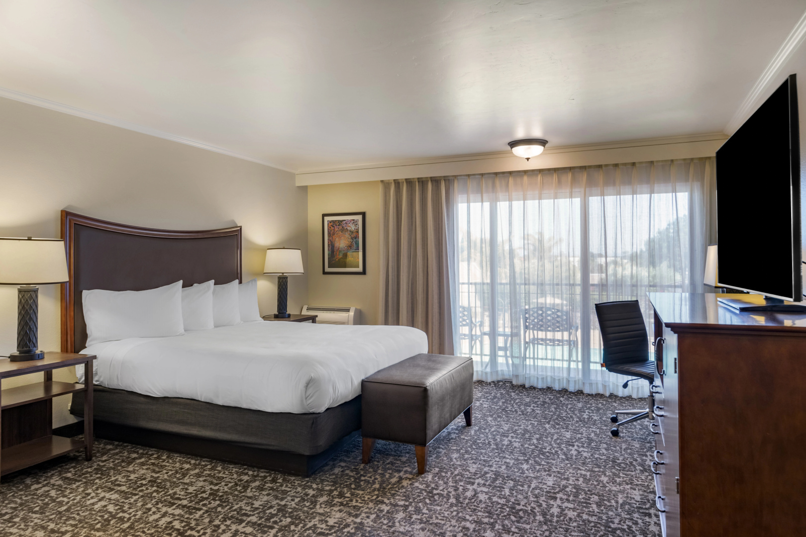 Best Western Plus Royal Oak Hotel