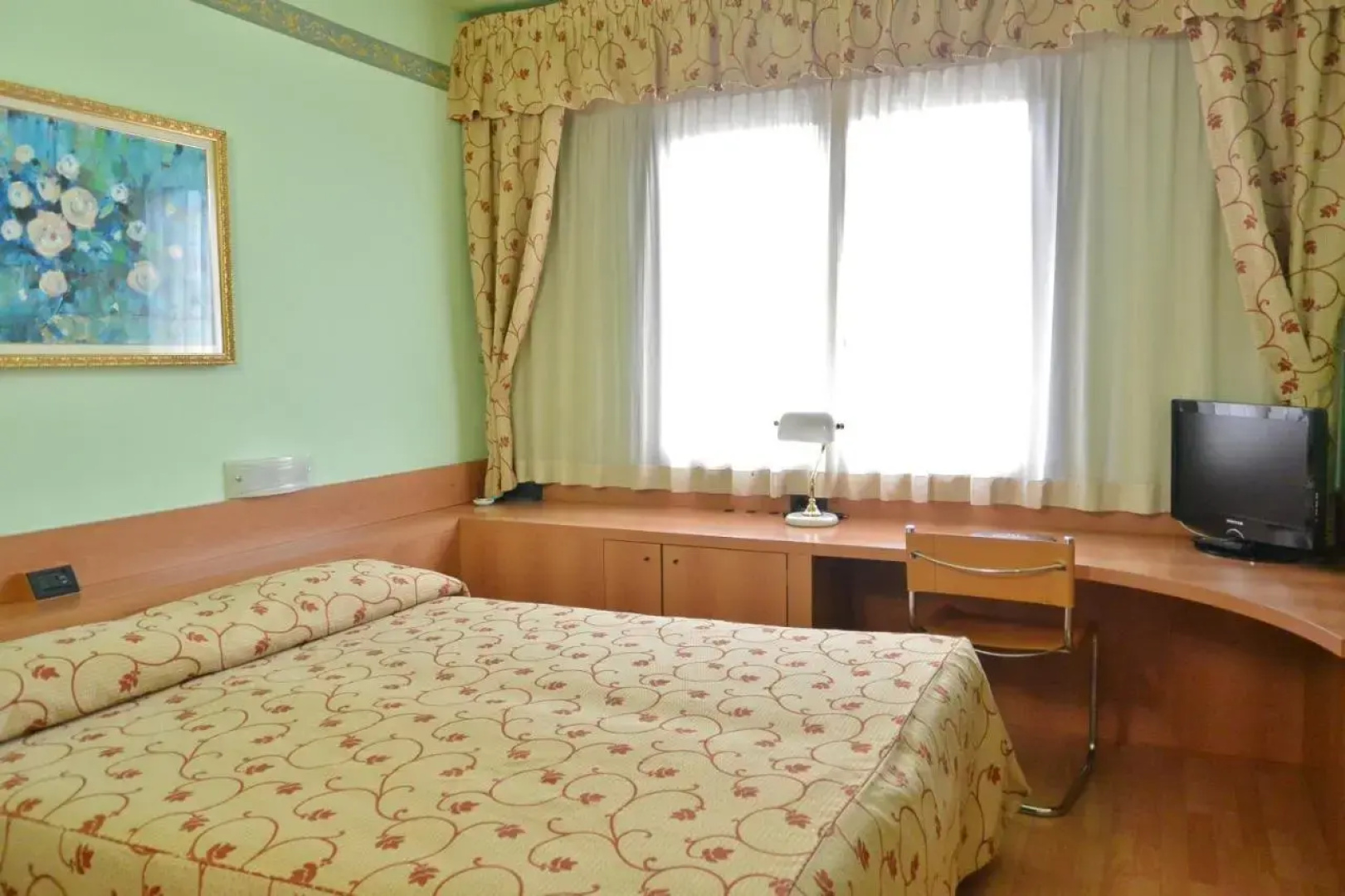 Melas Hotel