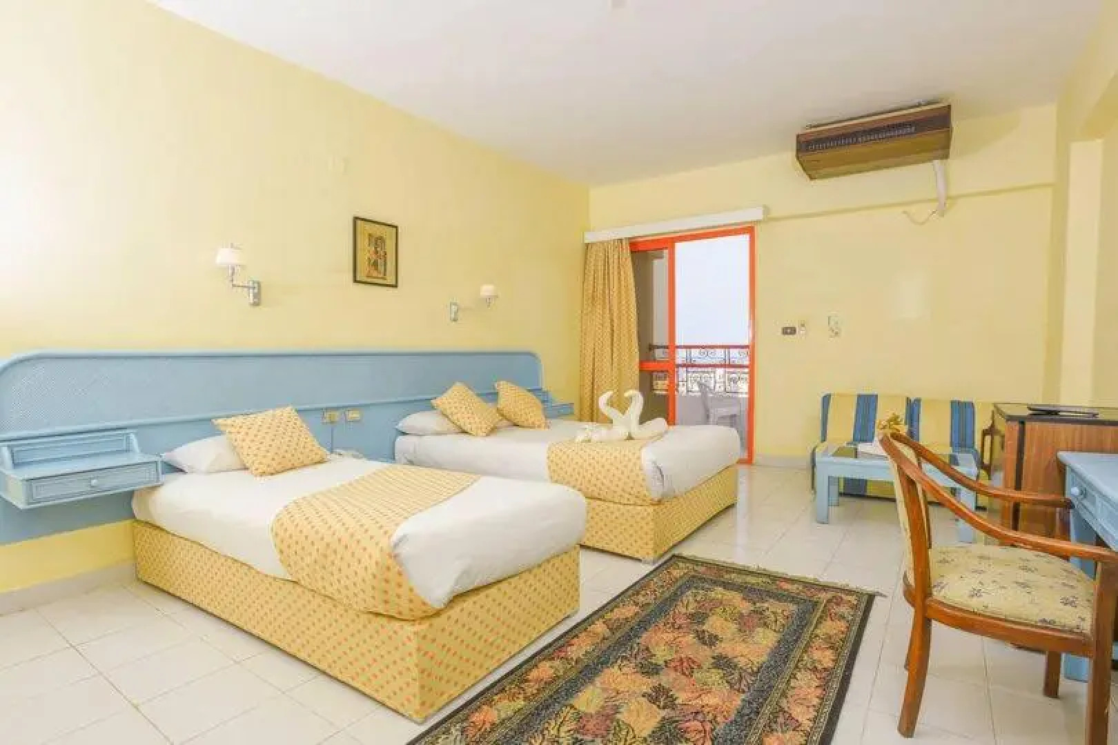 Отель Empire Aqua Park