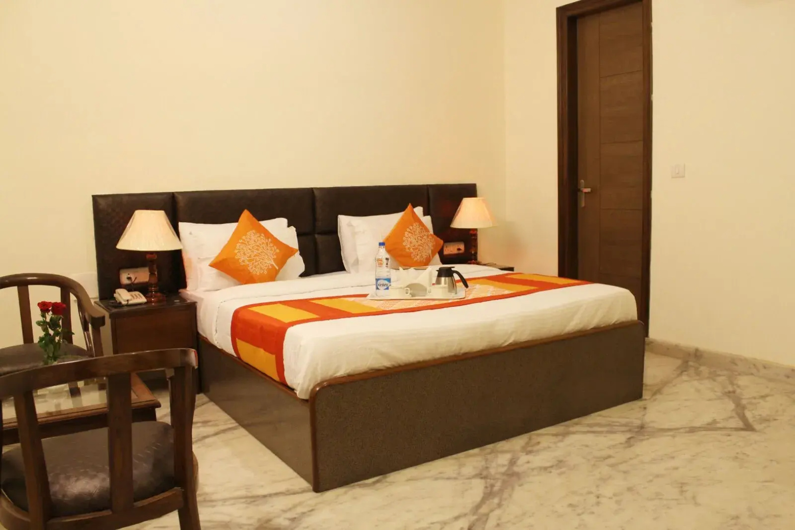 Itsy Hotels Swastika Inn Sector 26