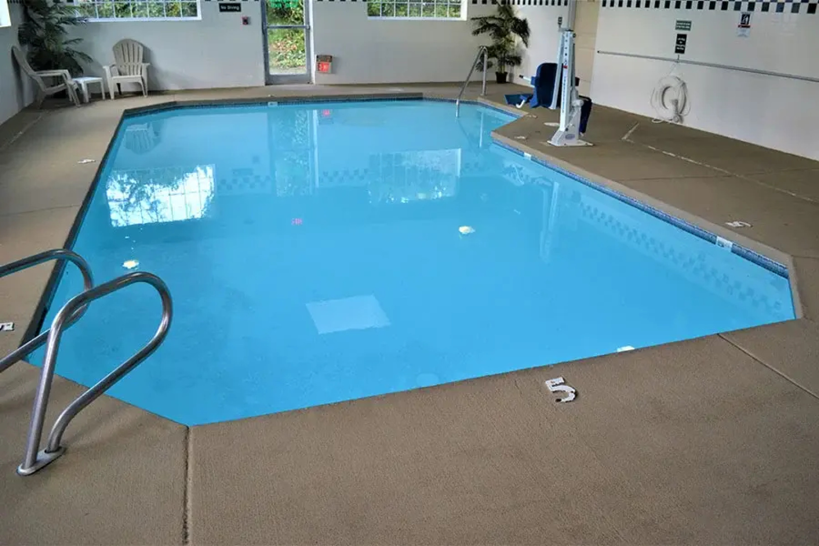 The Ashley Inn & Suites