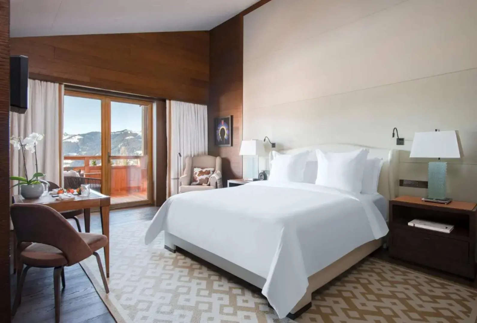Отель Four Seasons Hotel Megeve