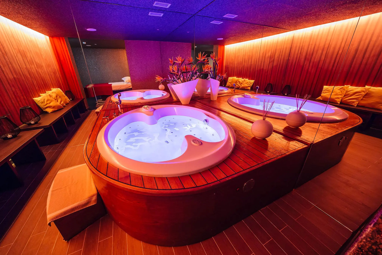 Maestral Resort & Casino