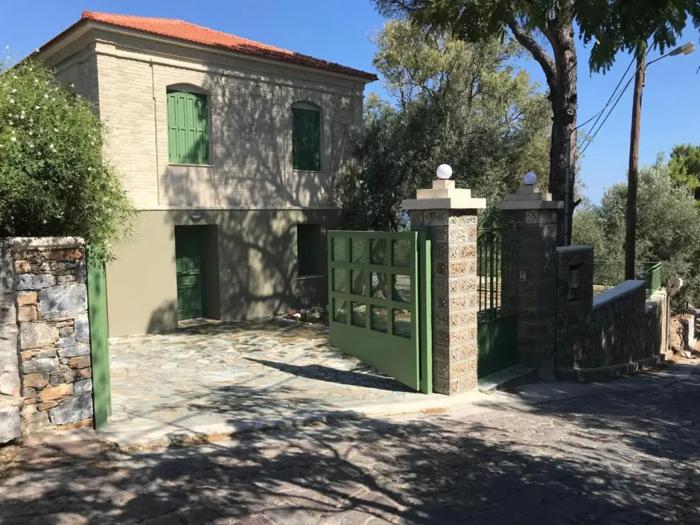 Ouzo Traditional House with private pool