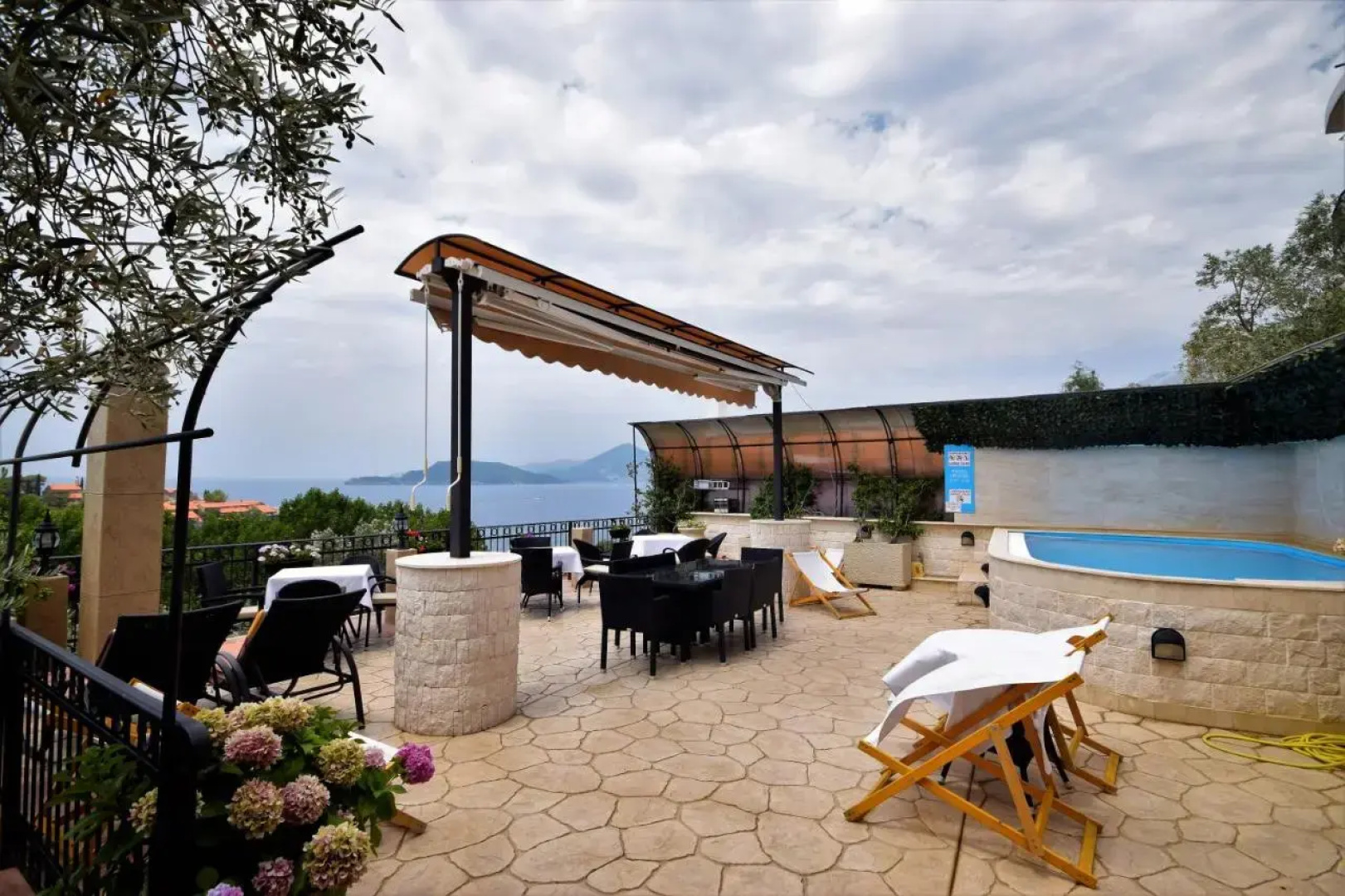 Monte Perla Residence