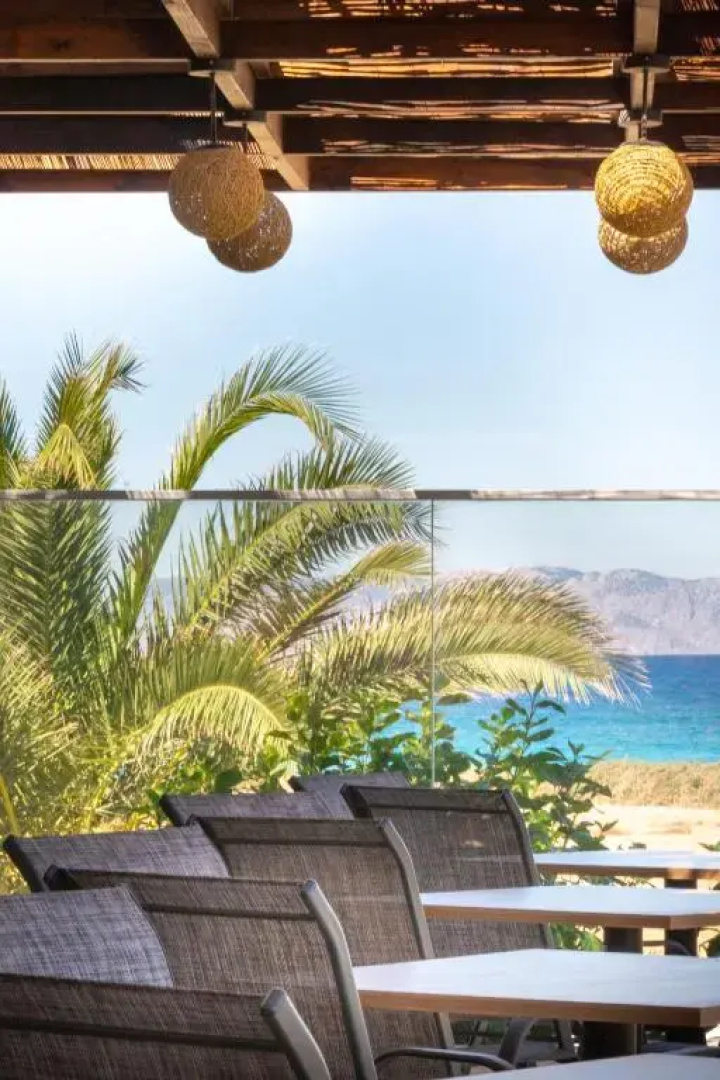 Отель Nirvana Beach 