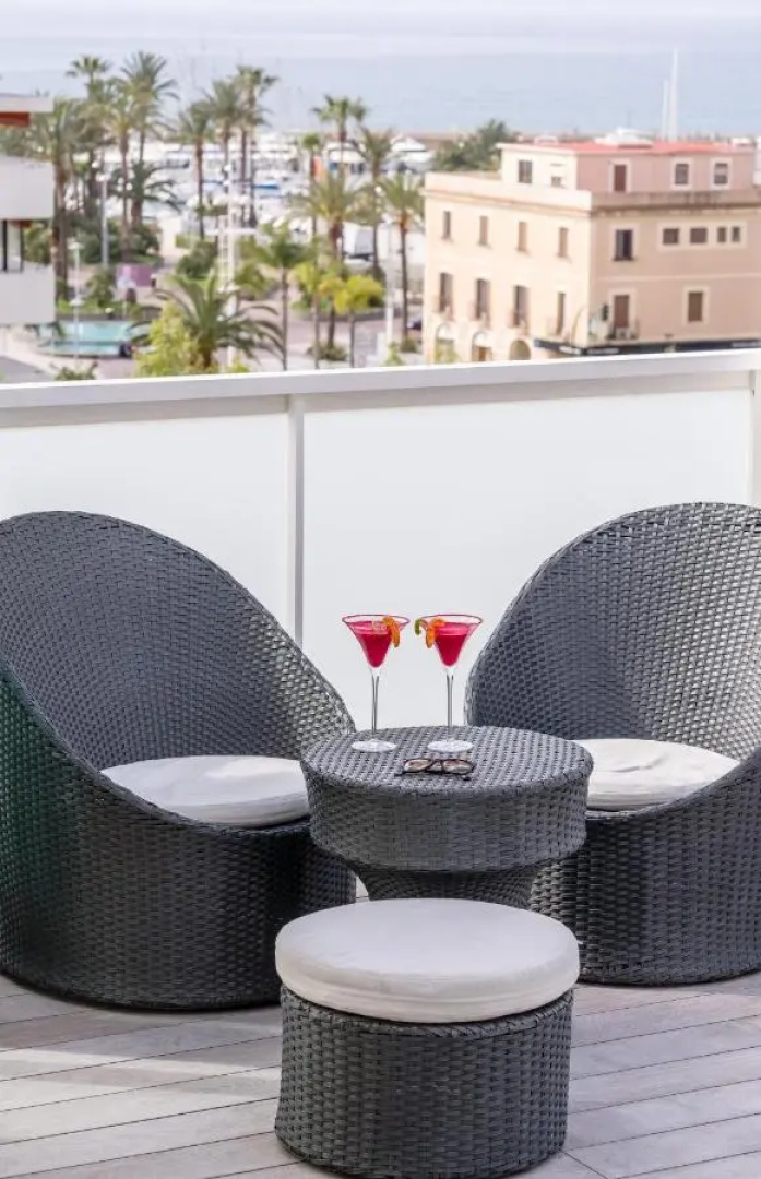 Hotel Num