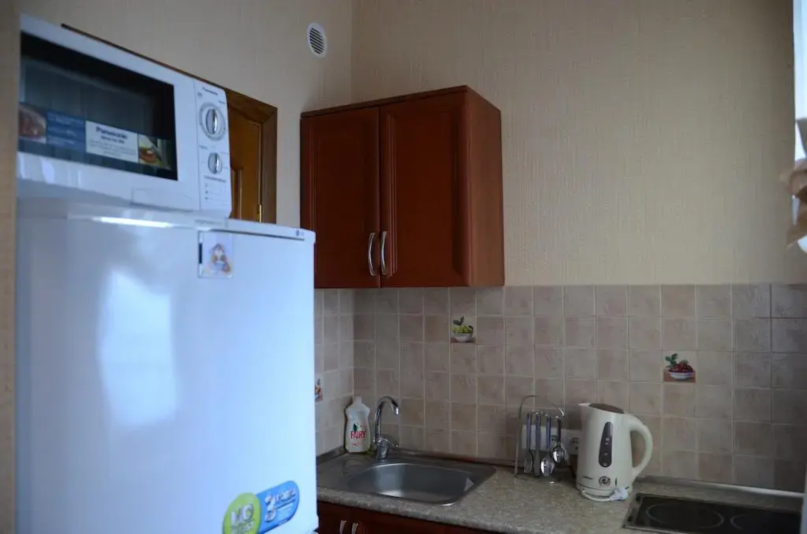 Son Y Morya Apartment