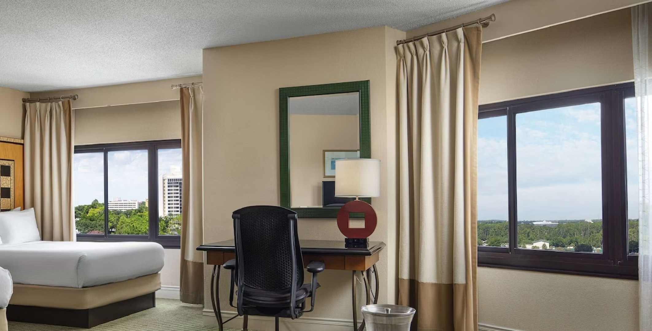 Hilton Orlando Lake Buena Vista - Disney Springs® Area