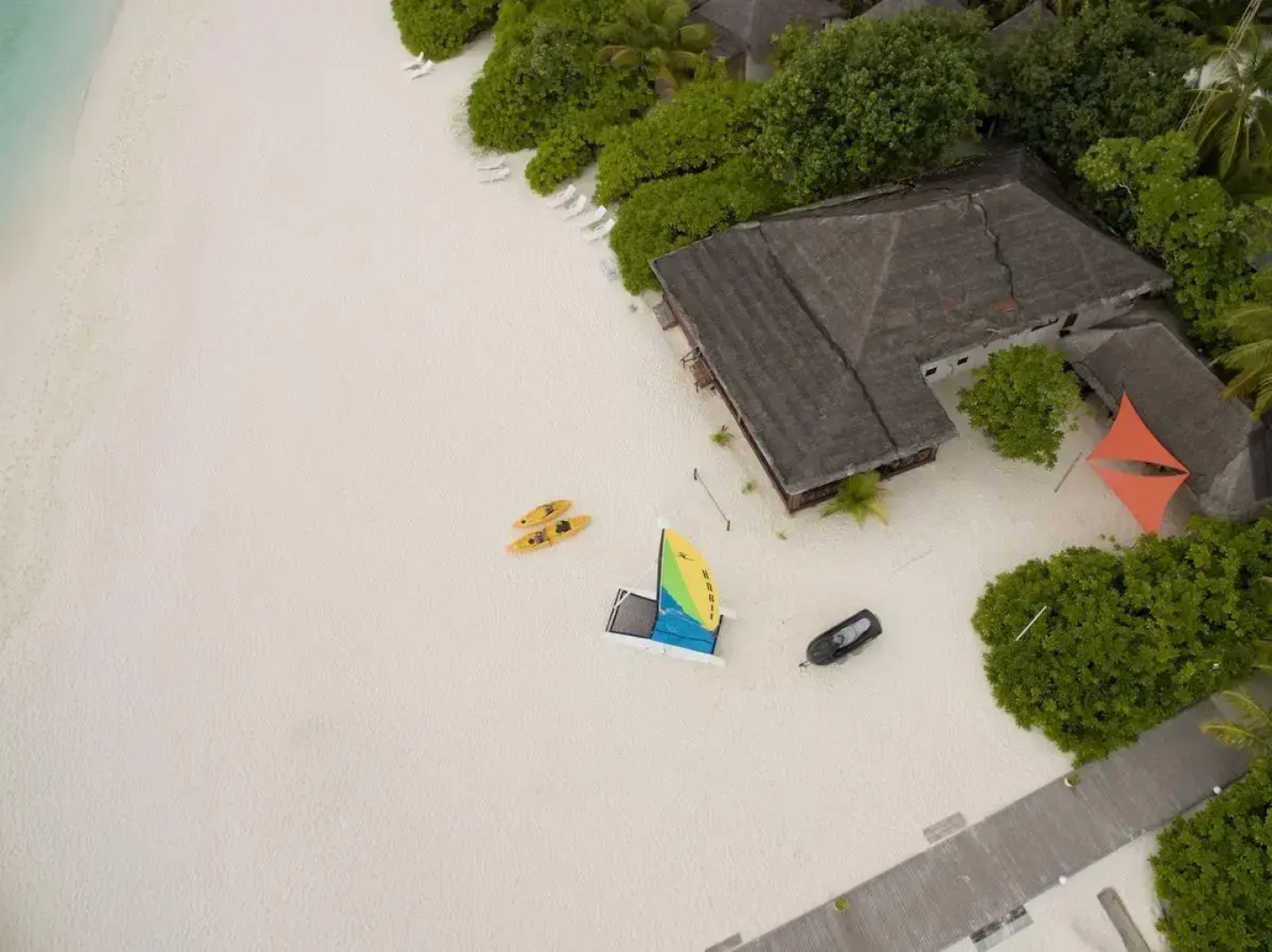 Angaga Island Resort & Spa