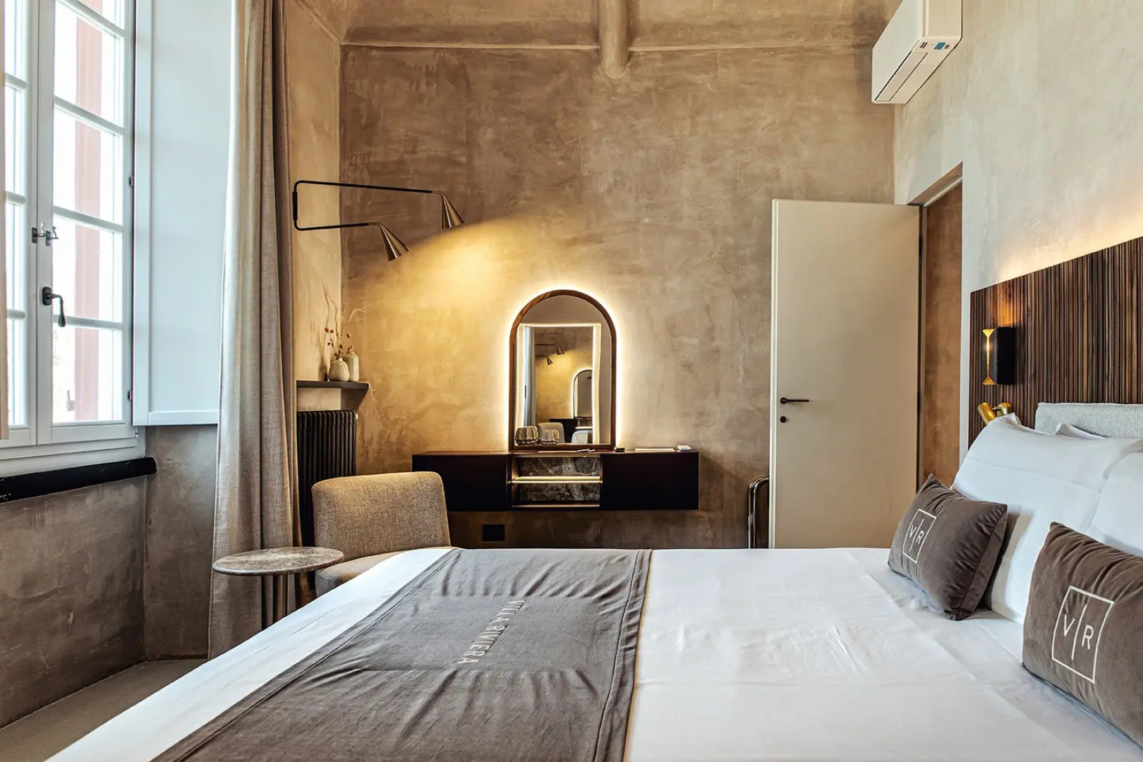 Villa Riviera Resort