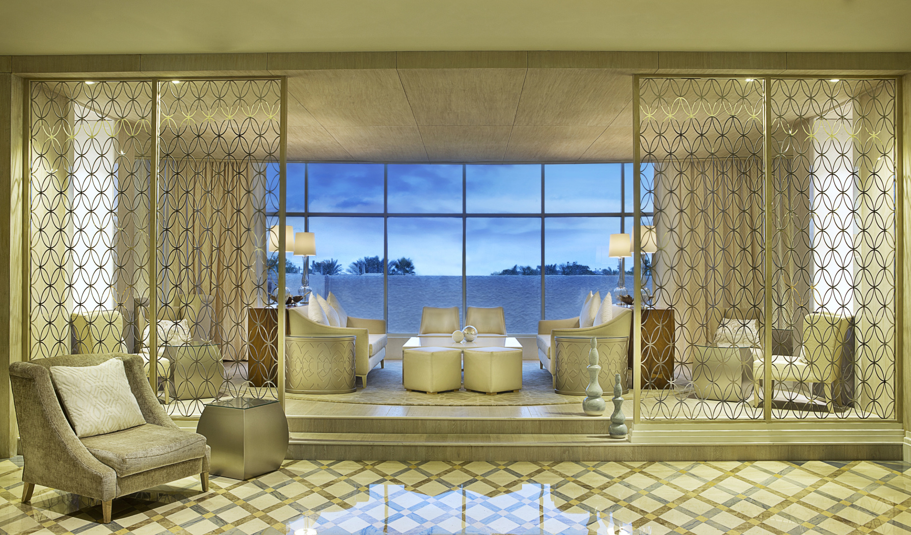 Отель Al Habtoor Grand Resort Autograph Collection