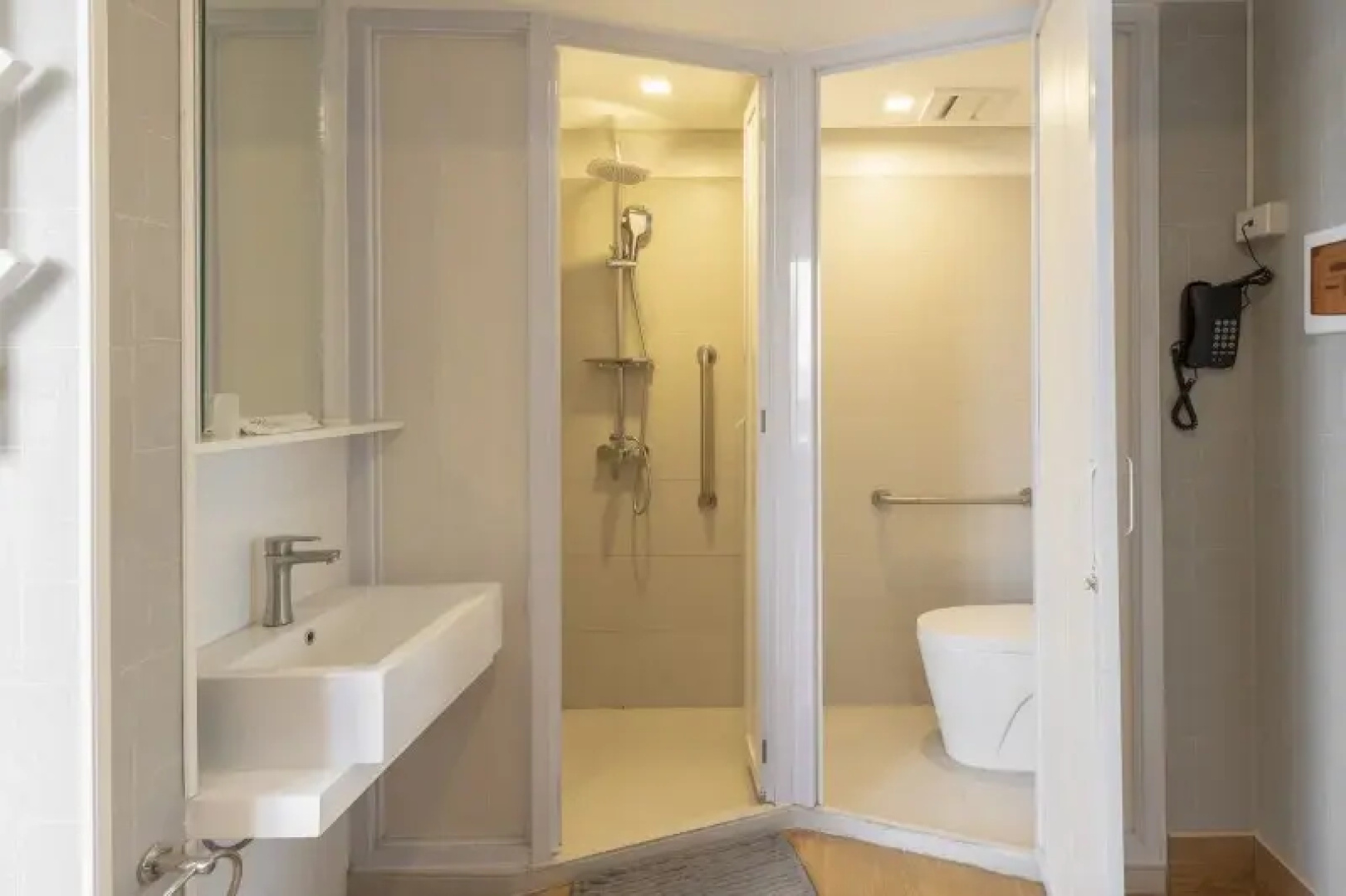 Selah Pods Hotel Manila