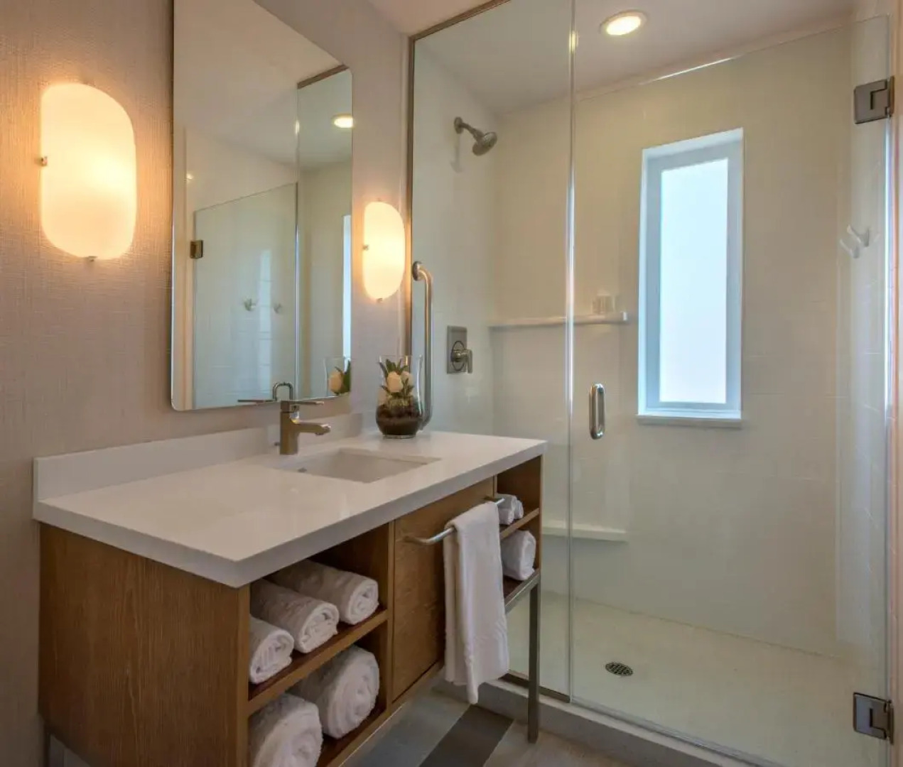 SpringHill Suites by Marriott Oceanside Beach