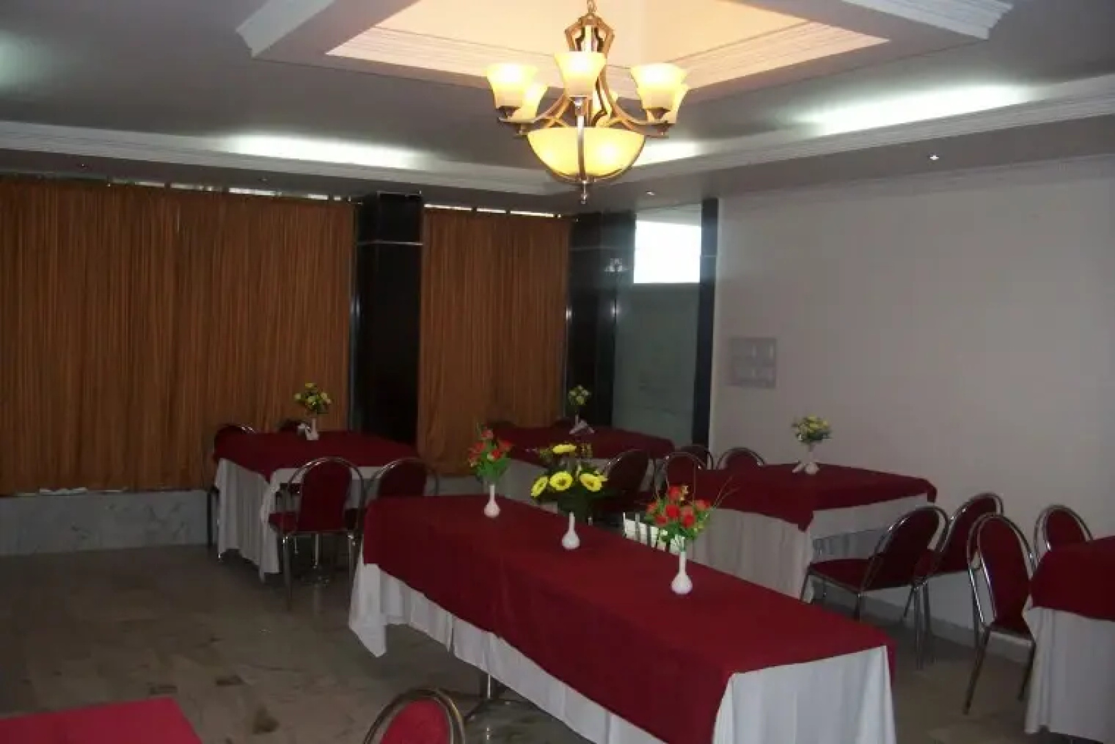 Hotel Laavish