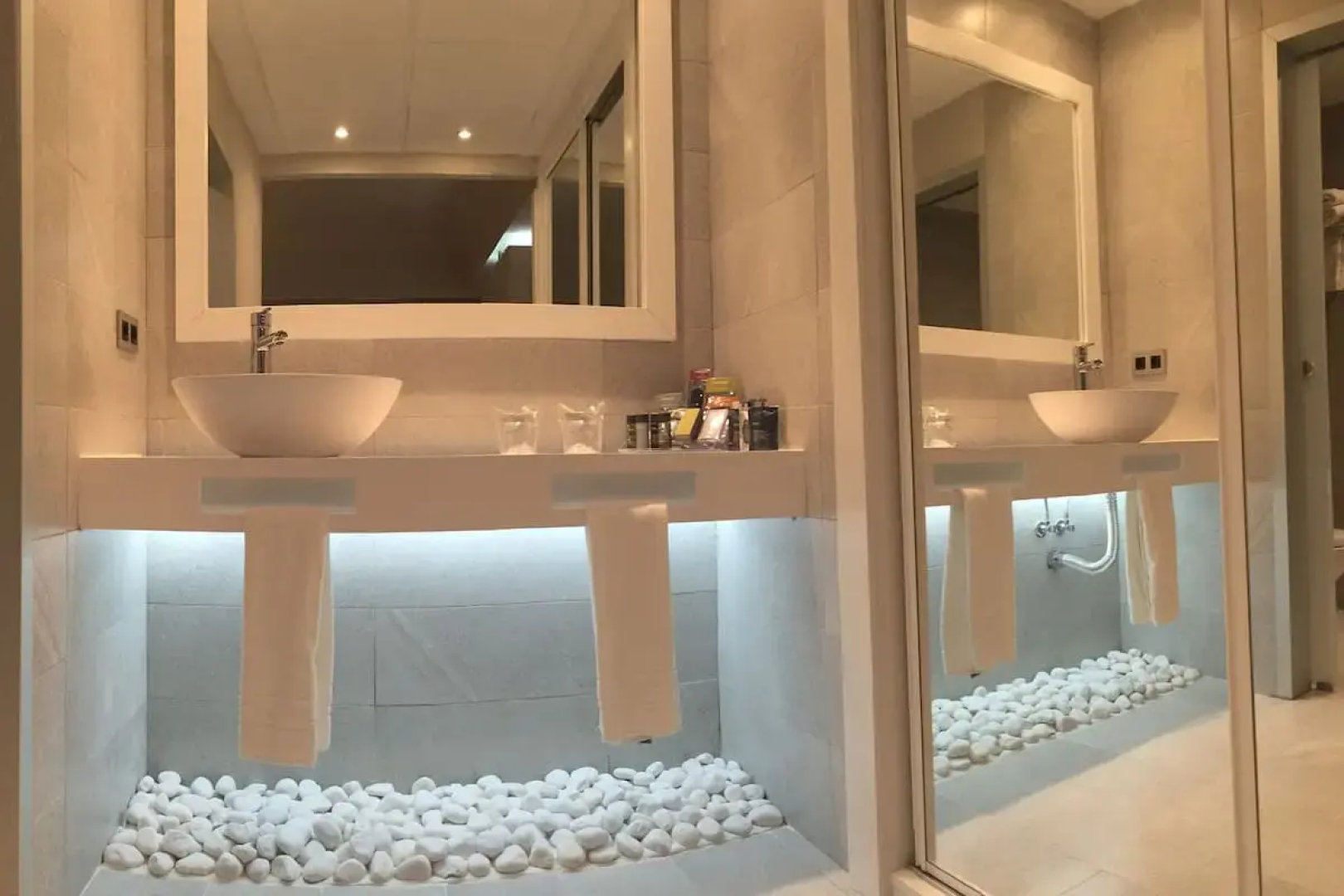 Отель Chamartin The One