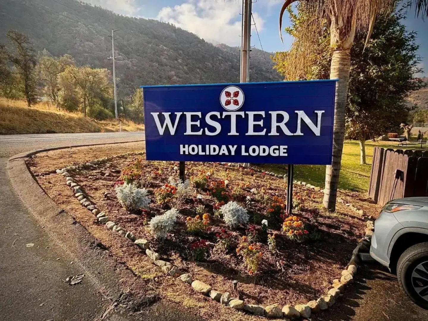 Western Holiday Lodge Three Rivers