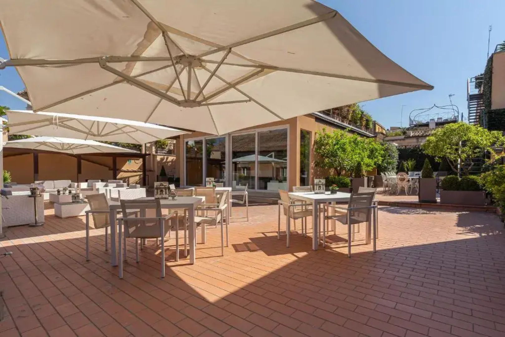Отель Harry's Bar Trevi Hotel & Restaurant