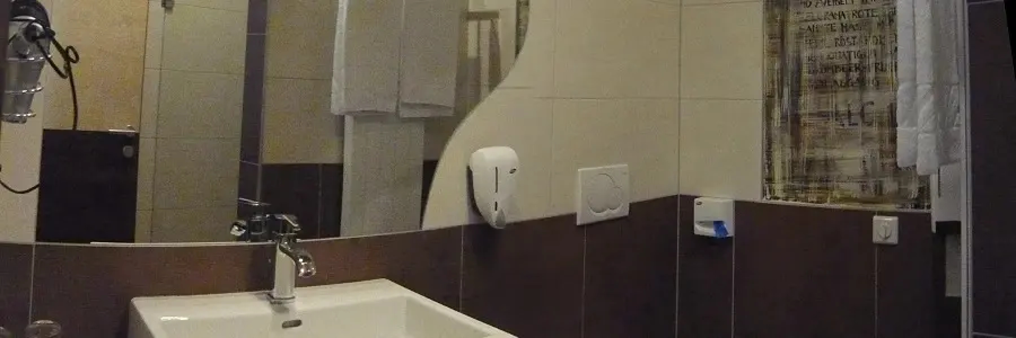 Hotel Huszar