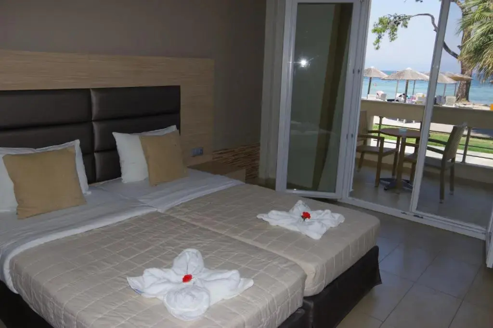 Отель Rachoni Bay