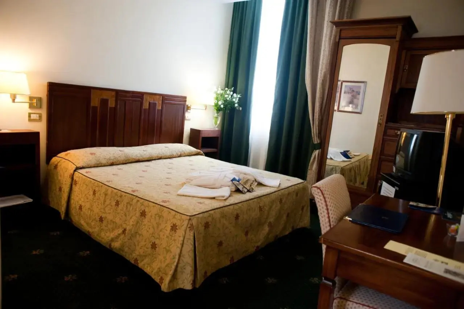 Hotel Candiani