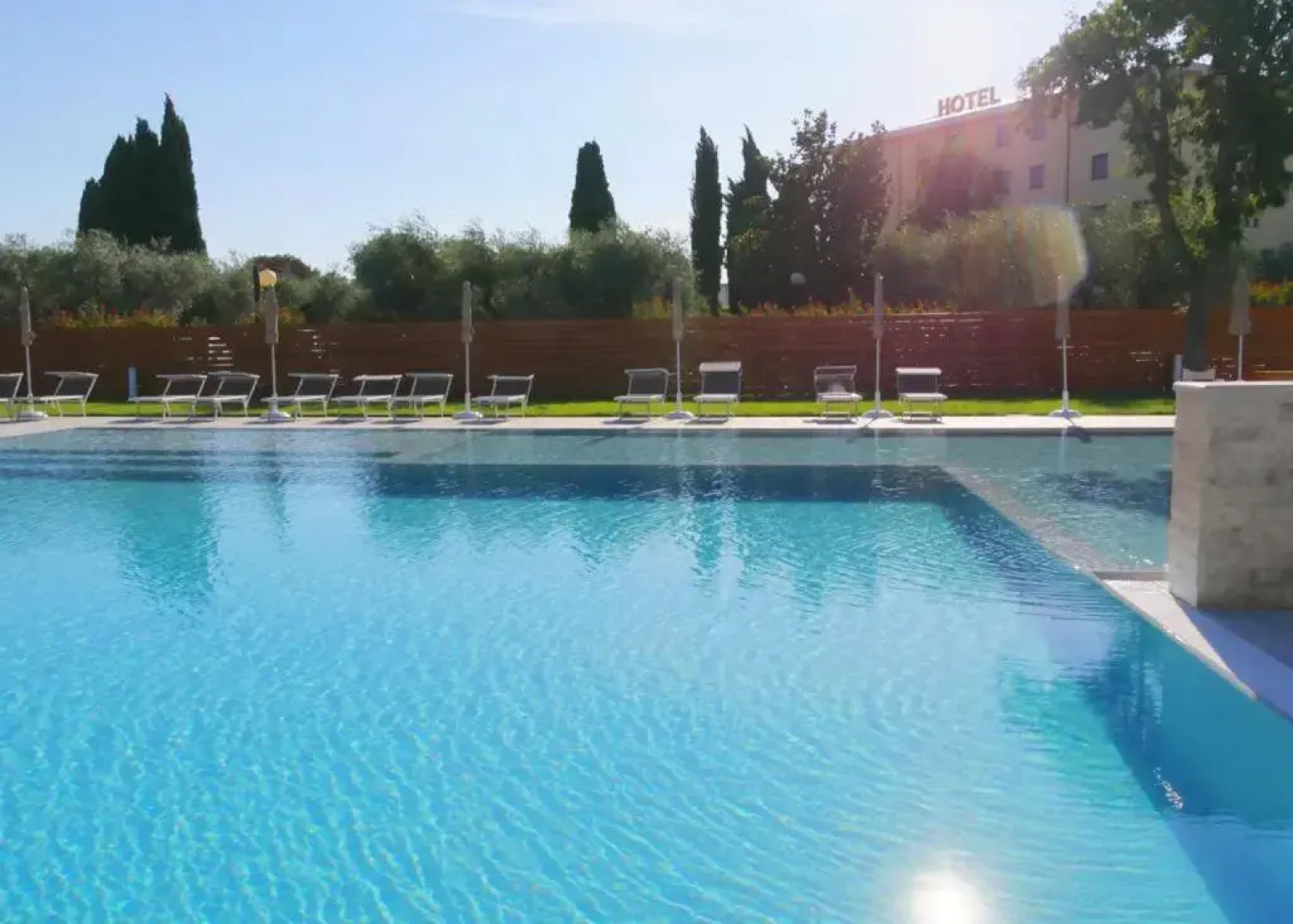 Aldero Hotel