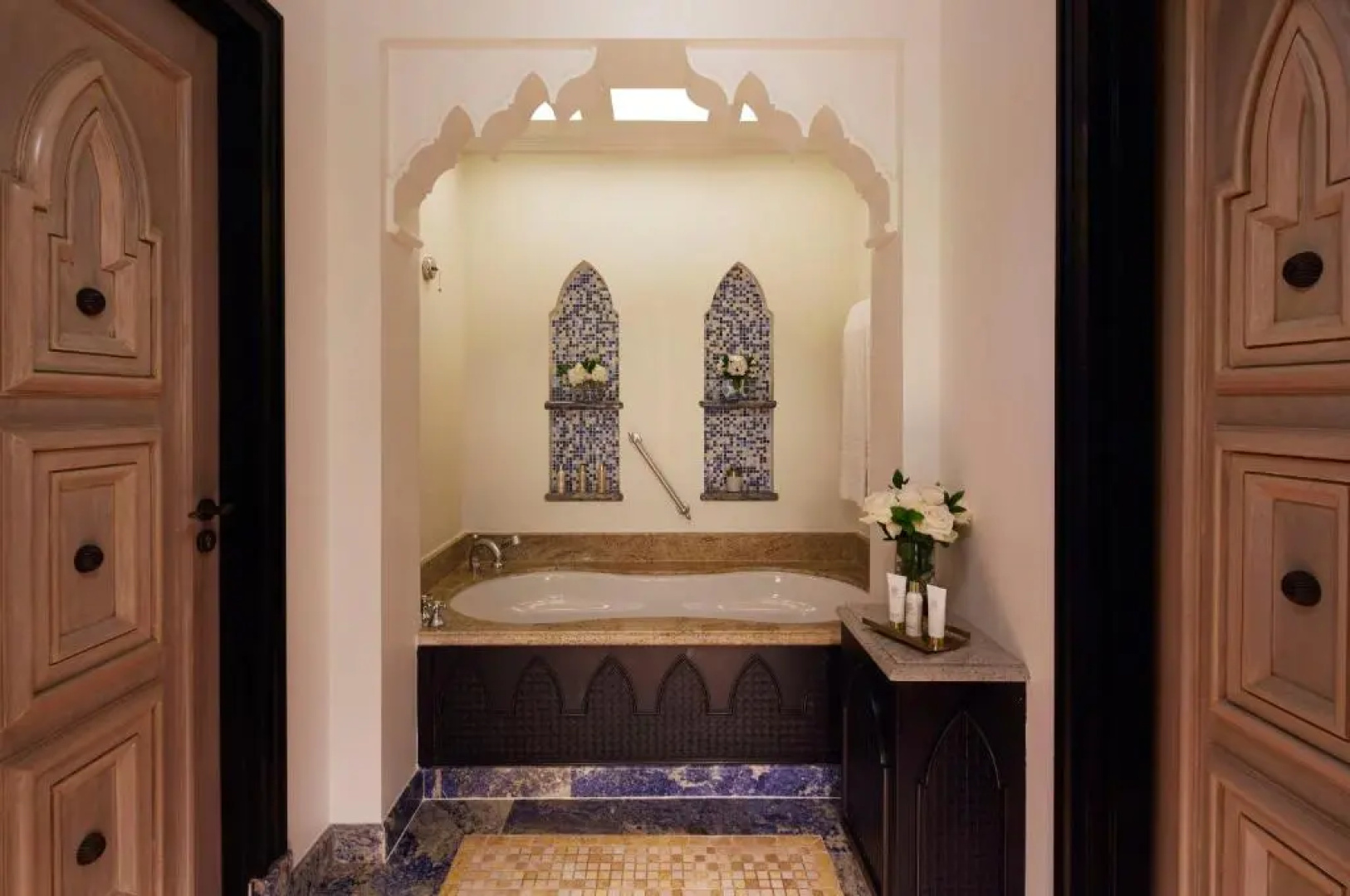 Отель Jumeirah Mina Al Salam