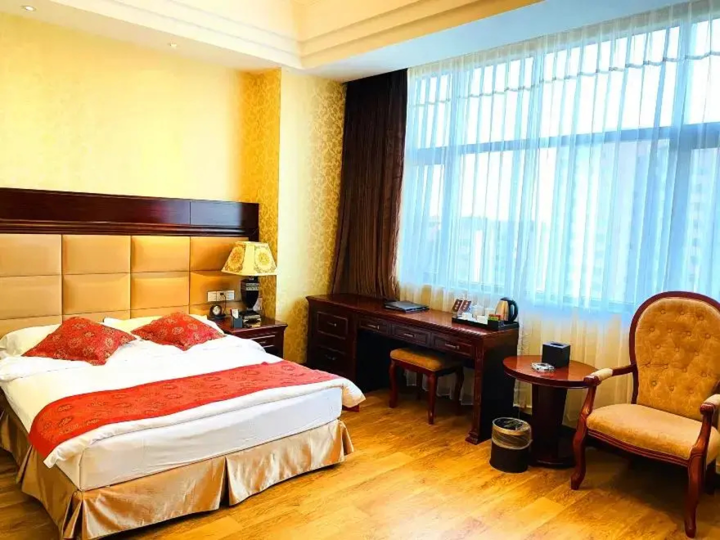 Hot Spring Leisure City International Hotel