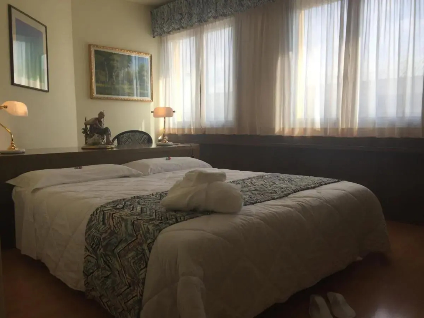Melas Hotel