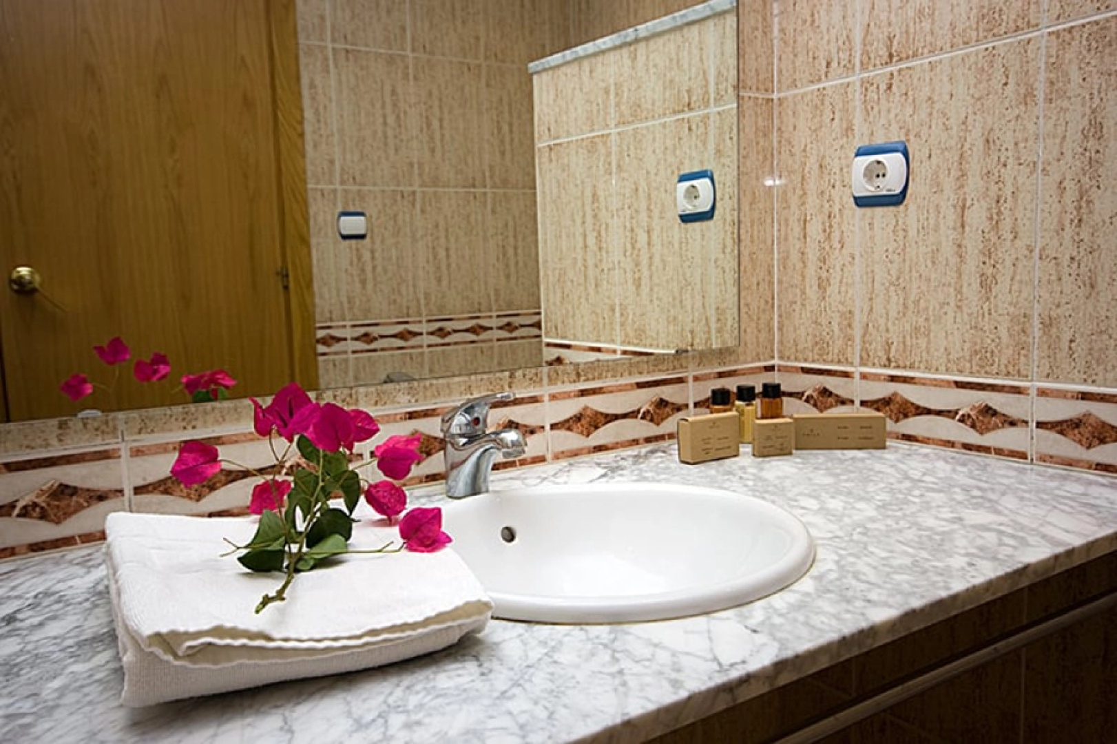 Eliana Park Hotel