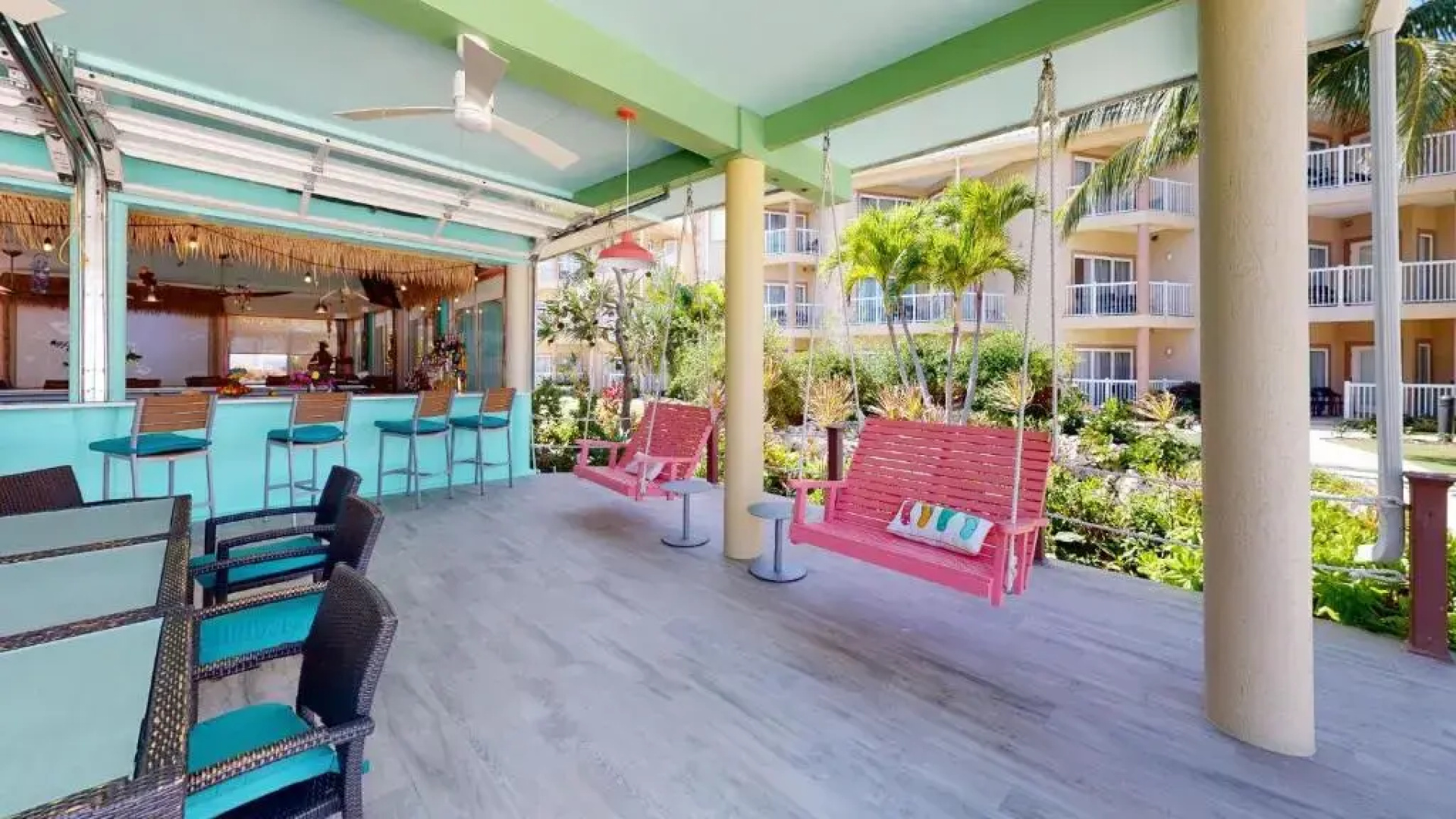 Holiday Inn Resort Grand Cayman by IHG