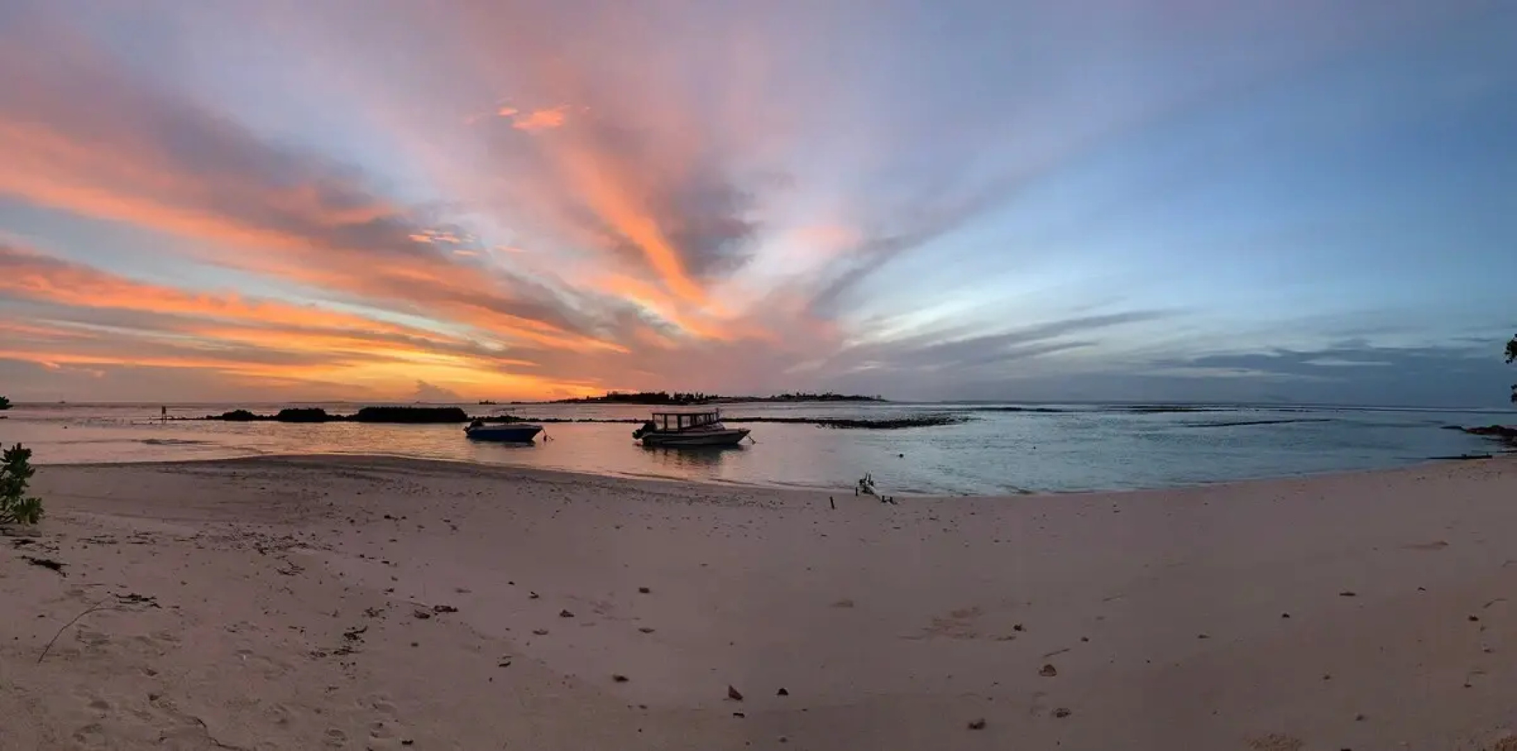 Отель Santa Rosa Maldives