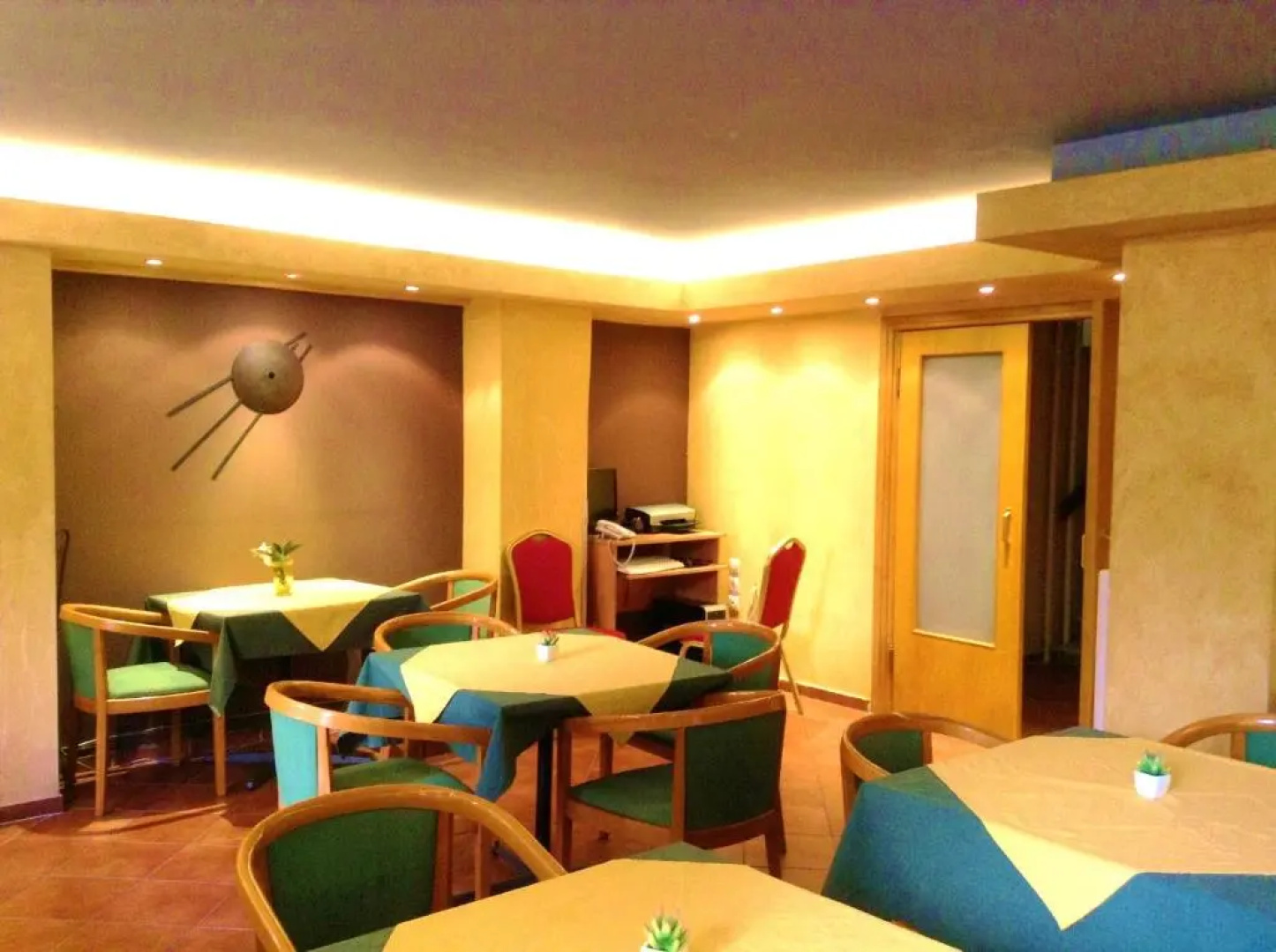 Hotel Platon