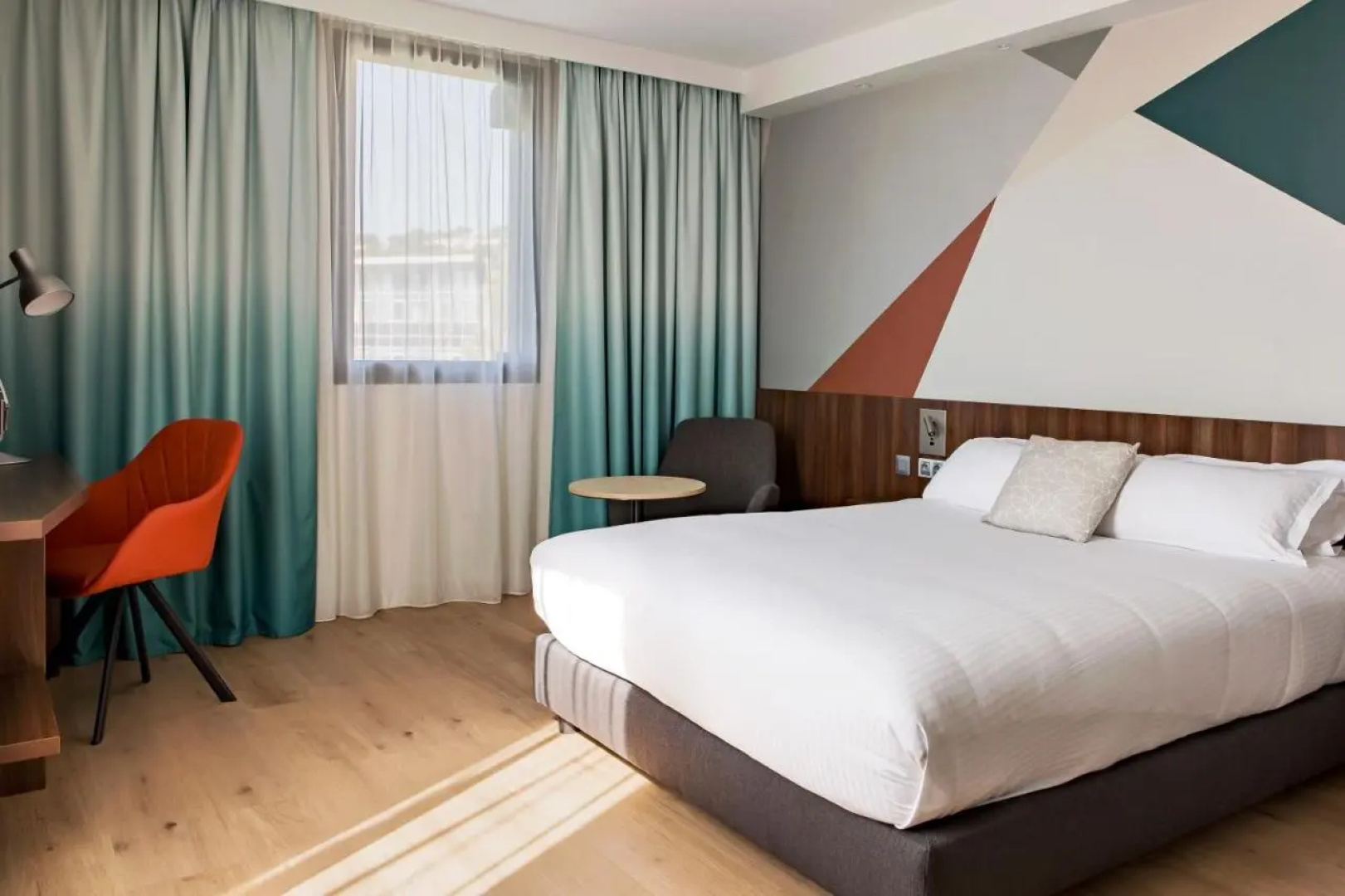 Holiday Inn Marseille Airport by IHG