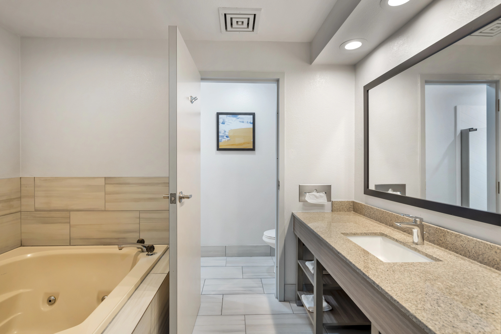 Comfort Inn & Suites Mundelein-Vernon Hills