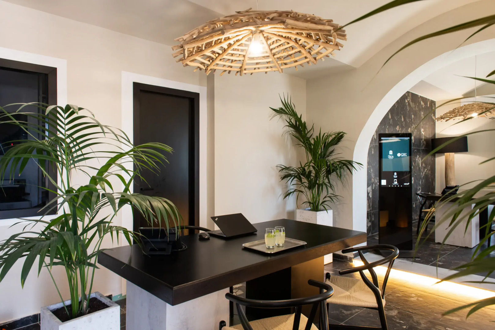 Bios Santorini Vegan - Vegetarian Boutique Hotel 