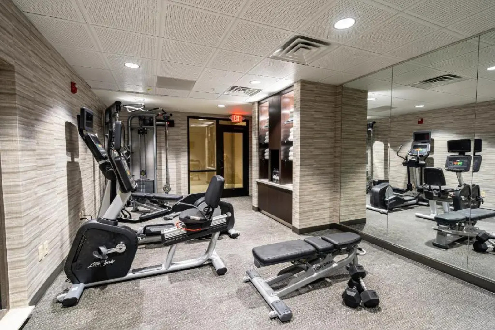 Courtyard by Marriott Cleveland Willoughby