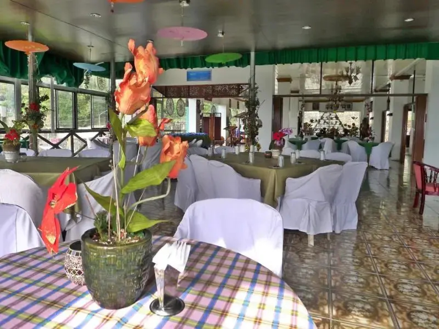 Summer Place Hotel